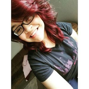 Meet your Posher, Crystal